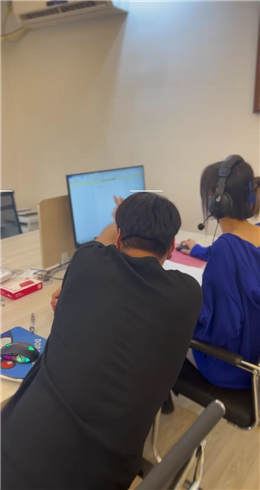 公司千金大小姐初来公司反转碰瓷混蛋经理《通往娇贵女S的经历》第一集