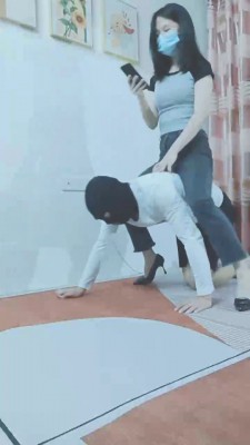 【灵竹】牛仔裤女S-骑马转胯舔鞋 bf19426