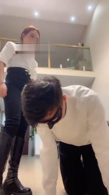 【沐阳大小姐】弟弟偷丝袜被惩罚 bf19513