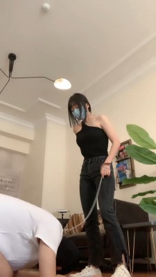 【宝爷】白袜帆布鞋踩狗 bf19570