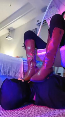 【米小唐】脚底下的下贱货 bf19854