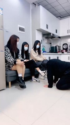 【精神小妹】3位素人学生主气味圣水羞辱 bf19848