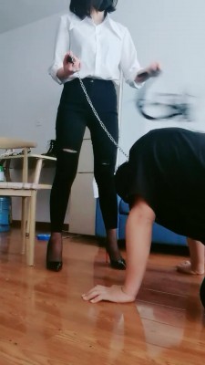 【晴雨大大】高跟全体重重踩/踢裆 bf19921