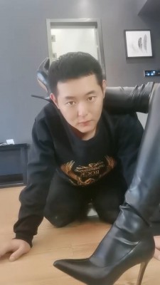 【明明】开发小姐姐长靴黑丝恋足 bf20023