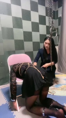 【盈盈】捆绑堵嘴囚禁狗 bf19980