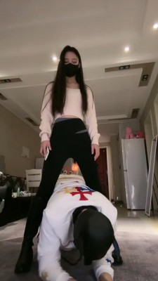 【猫神大人】长靴威严蹂躏地毯 bf20179