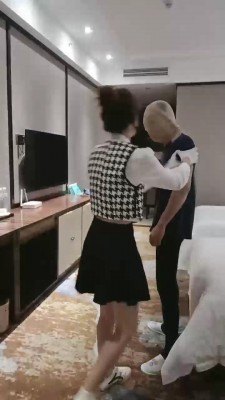 【多多】强制抖M当狗闻棉袜 bf20272