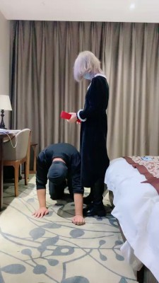 【骨精精】健身女神圈养双奴才 bf20639