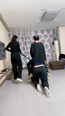 【麋鹿银儿】超模两素人群虐废物 bf21621