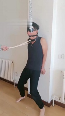 【蒂娜女神】反铐双手强制虐打 bf21807