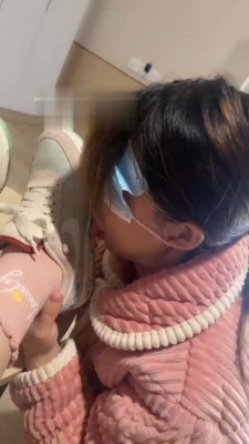 【橘子没熟】强制母畜舔脏鞋/舔发黄内裤/磕头【完整版】bf21963