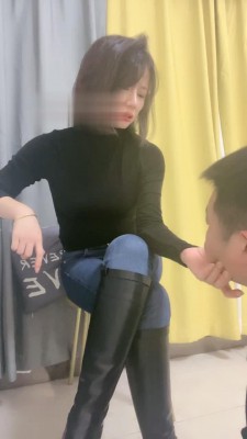 【冷颜】马靴玩弄圈养奴 bf22102