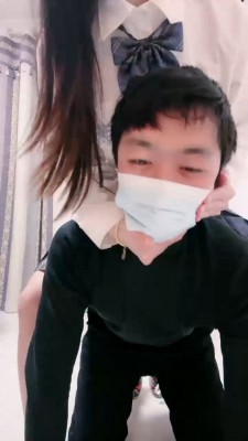 【罗宾】JK萝莉圣水+夹狗头+全体重踩手 bf22254