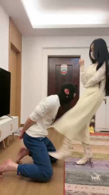 【奈奈生】白靴子女主暴力虐打【续集】 bf22852