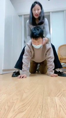 【可爱小布丁】首调贱狗-闻舔白袜/口水深喉 bf23657