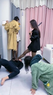 【麋鹿银儿】双S铁棍暴力虐哭奴/全体重踩踏 bf23952