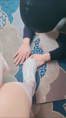 【大乔】休闲鞋白丝踩地毯 bf23835