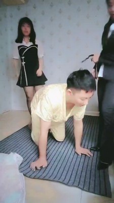 【艾琳】沐足店技师双S开发调【双视角版】 bf24580