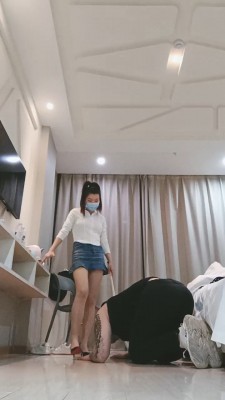 【爆爆S】精神小妹暴力鞭打刑虐 bf25026