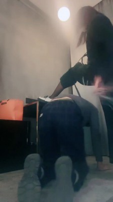 【靡兔】皮鞋踩狗舌/转胯/ 全体重踩踏 bf25113