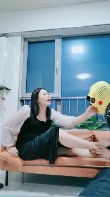 【青青】素人御姐训狗舔脚/口水/当坐垫 bf25178