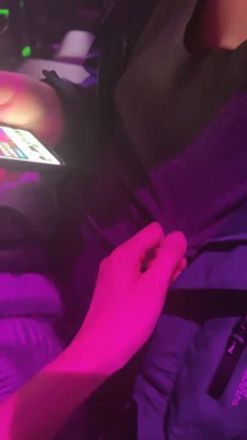 【虫虫】酒吧玩游戏开发调狗 JS23030902