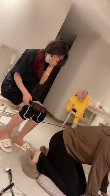 【橘子没熟】奴下奴-教女奴玩哭母畜/舔脚/sp耳光狠抽 bf25568