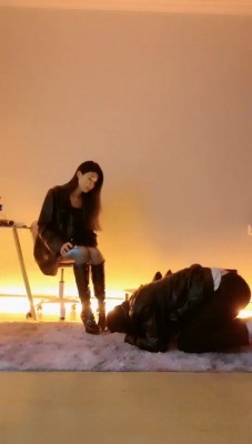 【苏州婉儿】高跟长靴全体重踩踏/鞋抽耳光 bf25604