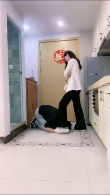 【梵高】逛街回来调-转胯/肉丝捂死/鞋底强制舔【双视角版】bf25612