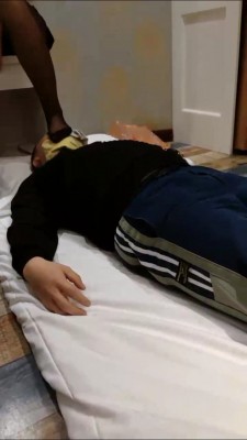 【七颜】原味袜+踩踏窒息专场 bf25834