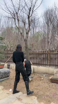 【沅芷大人】重度-公开处刑狗-硬靴踢踹 bf25941