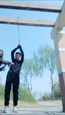 【魅影女神】野外惩罚-提档/打骂/圣水羞辱   JS23040301