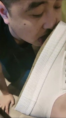 【诺诺子】强制舔超脏鞋底/踩踏裸足深喉 bf26485