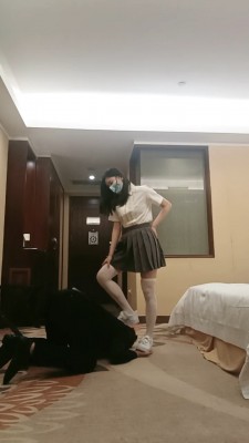 【御神】强制小白鞋白丝提档/踩踏闻臭鞋臭袜 bf26770