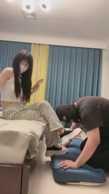 【兔兔大人】学生S首调-舔各种脏鞋【双视角版】 bf26818