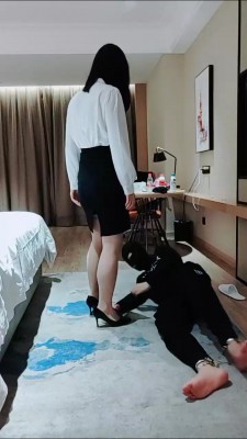 【柠初】惩罚偷懒的家奴 bf26807