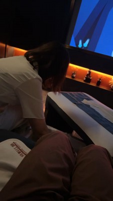 【橘子没熟】母畜-沐足店当着技师的面调 bf27337