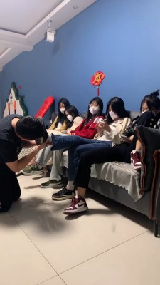 【精神小妹】4S素人学生暴力踢踹/非人虐打/转胯踩踏 bf27267