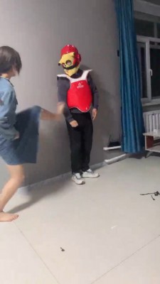 【精神小妹】真实素人跆拳道虐打狗奴 bf27287