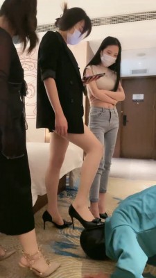 【丹祖宗】3S-奴下奴-强迫喝圣水/转胯爬行【双视角版】 bf27544