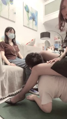 【尤物】双S-帆布鞋棉袜+高跟丝袜-全体重踩踏/骑马鞭打 bf28076