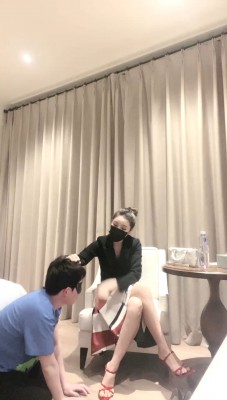 【妆主大大】白领高跟调-鞋抽耳光/舔泥巴脏靴底  JS23050911