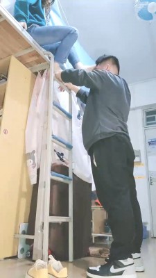 【嘉妮】场景调-真实大学宿舍-骑马闻臭脚/棉袜窒息/转胯爬行 bf28182