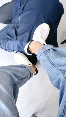 【辣姐】开发修理工做狗-舔脏小白鞋/碾压喂食/骑马坐垫 JS23051602