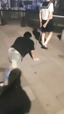 【欣欣】深夜户外调-狗链遛狗爬行/骑脖子/吃袜子转胯【完整版】 bf28455