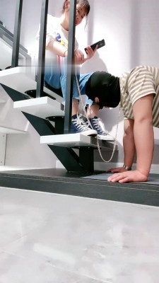 【缘彼大人】跪舔高帮帆布鞋/汗味白船袜/裸足 JS23052302