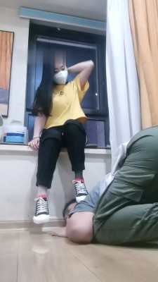 【明明】素人S开发-舔帆布鞋/反绑虐乳/强制闻袜子 bf28767