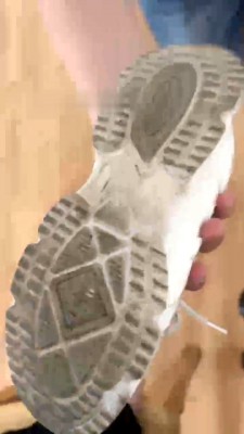 【猫咪大大】脚踩喂食/舔多双脏鞋底/做舔马桶 JS23052620