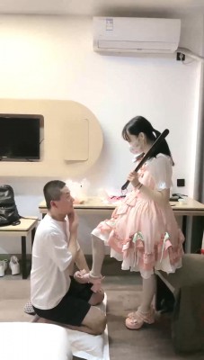 【子衿S】暴力萝莉-气味羞辱/强制踩踏/转胯提档骑马/窒息 bf29428