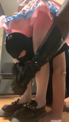 【伊诺】双S萝莉主-掐乳/棉袜丝袜闻舔/骑狗背/漱口水/脚插嘴 bf29334